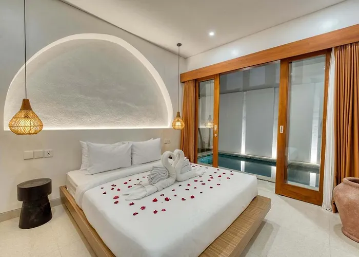 Sunset Serenity 2br Private Pool Near Gwk Villa Jimbaran (Bali)