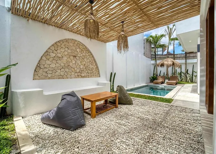 Villa Sunset Serenity 2br Private Pool Near Gwk *