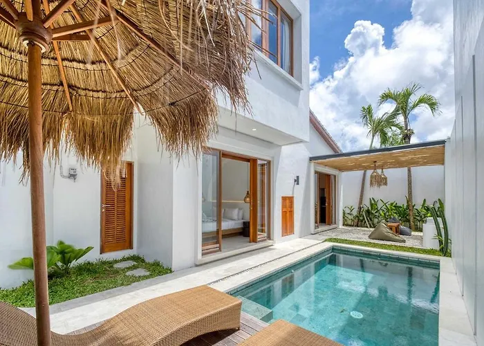Villa Sunset Serenity 2br Private Pool Near Gwk