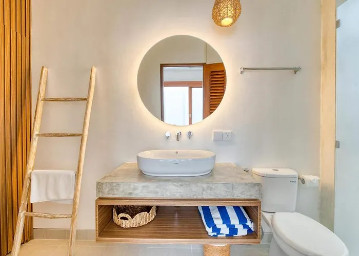 Villa Sunset Serenity 2br Private Pool Near Gwk