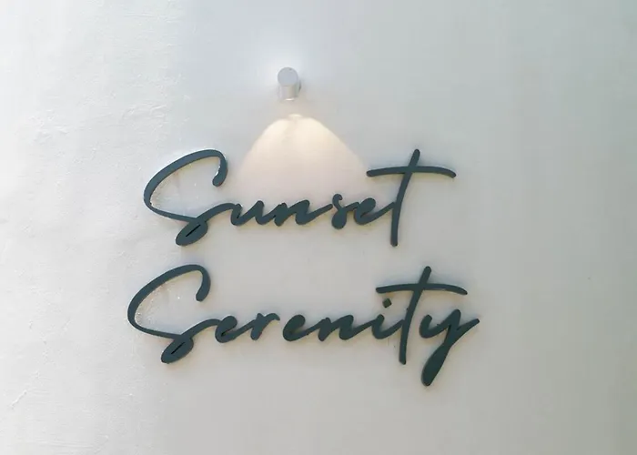 Sunset Serenity 2br Private Pool Near Gwk Villa