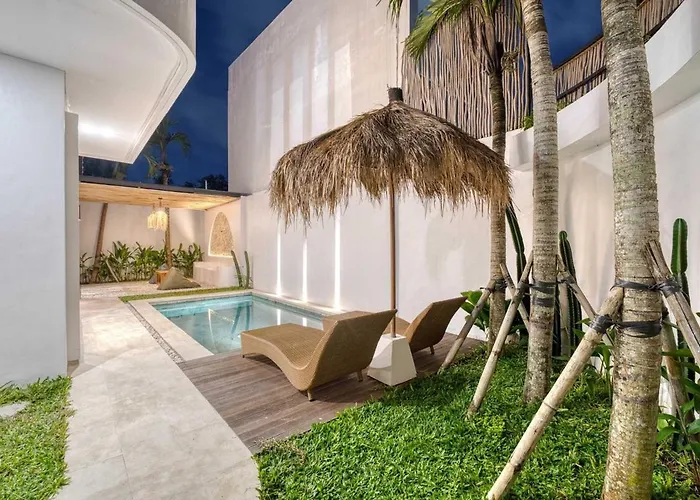 Sunset Serenity 2br Private Pool Near Gwk Villa *